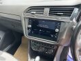 Volkswagen Tiguan 2.0 TDI R-Line Tech DSG Euro 6 (s/s) 5dr 17