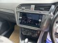 Volkswagen Tiguan 2.0 TDI R-Line Tech DSG Euro 6 (s/s) 5dr 19