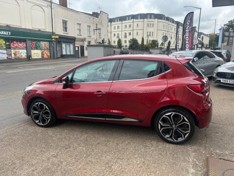 Renault Clio 0.9 TCe Iconic Euro 6 (s/s) 5dr 43