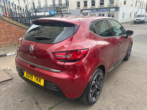 Renault Clio 0.9 TCe Iconic Euro 6 (s/s) 5dr 47