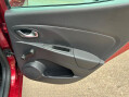 Renault Clio 0.9 TCe Iconic Euro 6 (s/s) 5dr 28