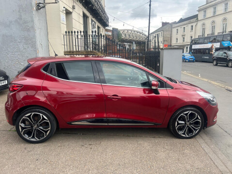 Renault Clio 0.9 TCe Iconic Euro 6 (s/s) 5dr 50