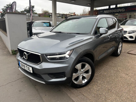 Volvo XC40 1.5 T3 Momentum Euro 6 (s/s) 5dr
