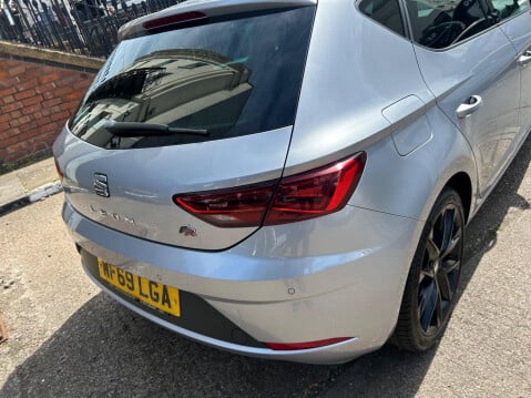 SEAT Leon 1.5 TSI EVO FR Black Edition Euro 6 (s/s) 5dr 39