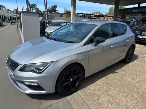 SEAT Leon 1.5 TSI EVO FR Black Edition Euro 6 (s/s) 5dr 46