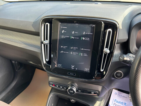Volvo XC40 1.5h T5 Twin Engine Recharge 10.7kWh R-Design Auto Euro 6 (s/s) 5dr 14