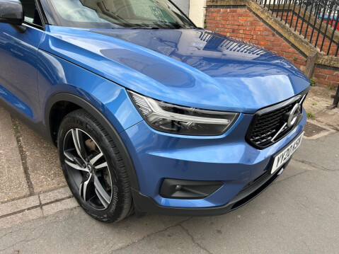Volvo XC40 1.5h T5 Twin Engine Recharge 10.7kWh R-Design Auto Euro 6 (s/s) 5dr 39