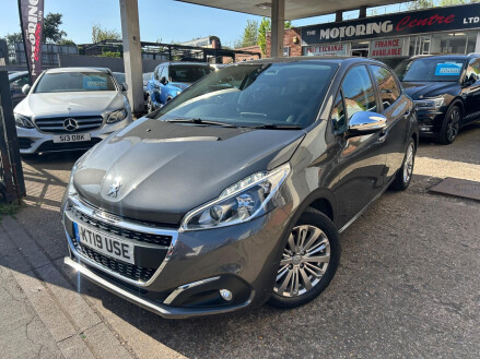 Peugeot 208 1.2 PureTech Signature Euro 6 (s/s) 5dr