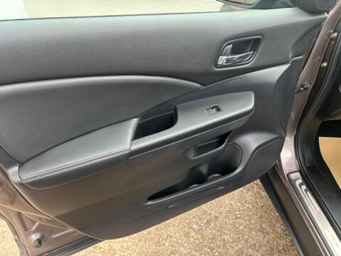 Honda CR-V 2.0 i-VTEC EX Auto 4WD Euro 6 5dr 23