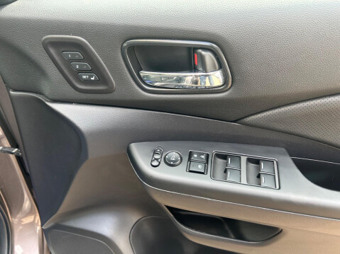 Honda CR-V 2.0 i-VTEC EX Auto 4WD Euro 6 5dr 27