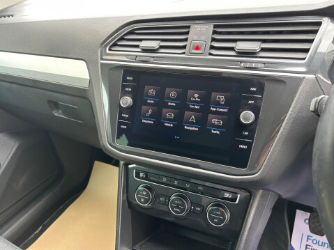 Volkswagen Tiguan 1.4 TSI SE Navigation Euro 6 (s/s) 5dr 20