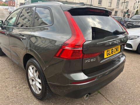 Volvo XC60 2.0 T5 Momentum Pro Auto AWD Euro 6 (s/s) 5dr 36