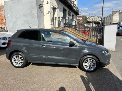 Volkswagen Polo 1.2 TSI BlueMotion Tech SE Euro 6 (s/s) 3dr 32