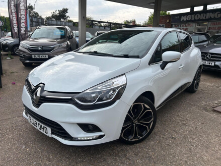 Renault Clio 0.9 TCe Iconic Euro 6 (s/s) 5dr
