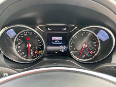 Mercedes-Benz GLA 1.6 GLA180 AMG Line Edition 7G-DCT Euro 6 (s/s) 5dr 9