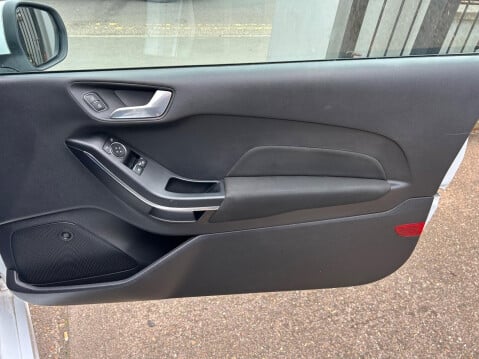 Ford Fiesta 1.5T EcoBoost ST-2 Euro 6 3dr 28