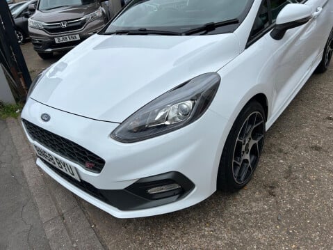 Ford Fiesta 1.5T EcoBoost ST-2 Euro 6 3dr 11