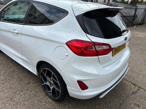 Ford Fiesta 1.5T EcoBoost ST-2 Euro 6 3dr 31