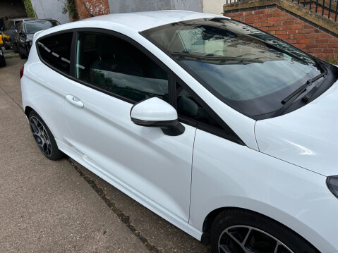 Ford Fiesta 1.5T EcoBoost ST-2 Euro 6 3dr 33