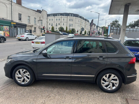 Volkswagen Tiguan 1.5 TSI Life DSG Euro 6 (s/s) 5dr 43