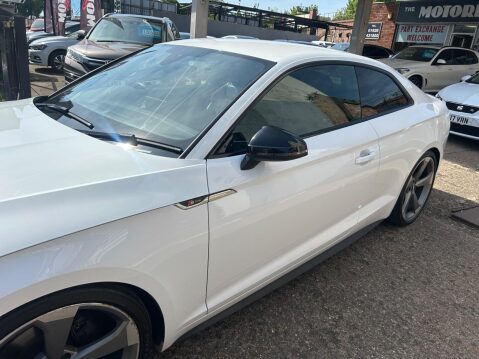 Audi A5 2.0 TFSI 35 Black Edition S Tronic Euro 6 (s/s) 2dr 32