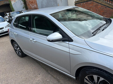 Volkswagen Polo 1.0 TSI SE Euro 6 (s/s) 5dr 32