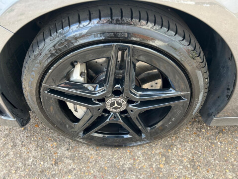 Mercedes-Benz A Class 2.0 A35 AMG (Premium) SpdS DCT 4MATIC Euro 6 (s/s) 5dr 32