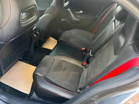 Mercedes-Benz A Class 2.0 A35 AMG (Premium) SpdS DCT 4MATIC Euro 6 (s/s) 5dr 7