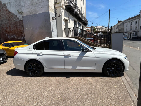 BMW 3 Series 2.0 330e 7.6kWh Sport Auto Euro 6 (s/s) 4dr 47