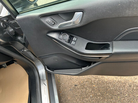 Ford Fiesta 1.0T EcoBoost ST-Line X Euro 6 (s/s) 5dr 26