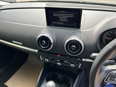 Audi A3 1.4 TFSI e-tron Sportback e-S Tronic Euro 6 5dr 8.8kWh 14