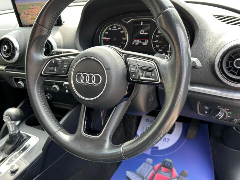 Audi A3 1.4 TFSI e-tron Sportback e-S Tronic Euro 6 5dr 8.8kWh 23
