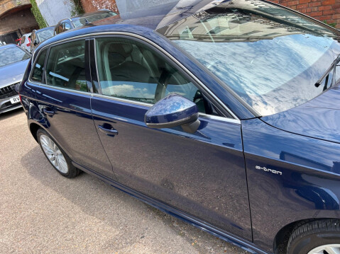 Audi A3 1.4 TFSI e-tron Sportback e-S Tronic Euro 6 5dr 8.8kWh 37