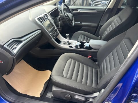 Ford Mondeo 1.0T EcoBoost Zetec Euro 6 (s/s) 5dr 5