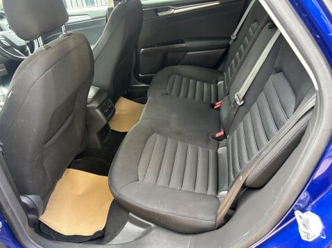 Ford Mondeo 1.0T EcoBoost Zetec Euro 6 (s/s) 5dr 7