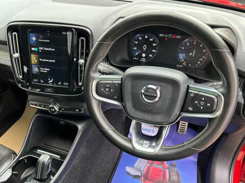 Volvo XC40 2.0 T4 R-Design Pro Auto AWD Euro 6 (s/s) 5dr 8