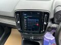 Volvo XC40 2.0 T4 R-Design Pro Auto AWD Euro 6 (s/s) 5dr 19