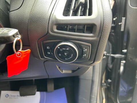 Ford Focus 1.0T EcoBoost Zetec Edition Auto Euro 6 (s/s) 5dr 19