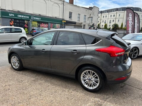 Ford Focus 1.0T EcoBoost Zetec Edition Auto Euro 6 (s/s) 5dr 39