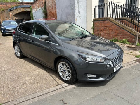 Ford Focus 1.0T EcoBoost Zetec Edition Auto Euro 6 (s/s) 5dr 47