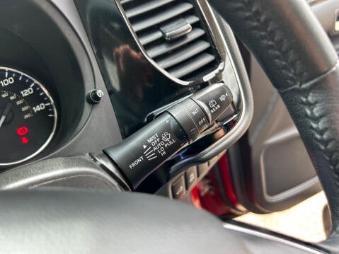 Mitsubishi Outlander 2.2 DI-D 4 4WD Euro 6 (s/s) 5dr 17
