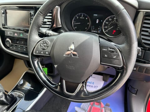 Mitsubishi Outlander 2.2 DI-D 4 4WD Euro 6 (s/s) 5dr 20