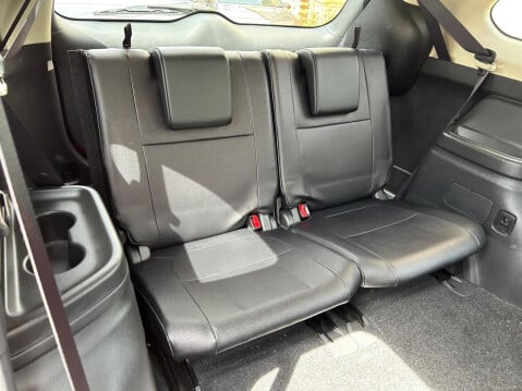 Mitsubishi Outlander 2.2 DI-D 4 4WD Euro 6 (s/s) 5dr 23