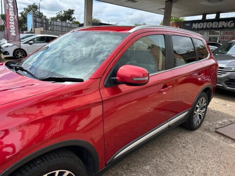 Mitsubishi Outlander 2.2 DI-D 4 4WD Euro 6 (s/s) 5dr 35