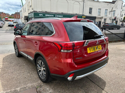 Mitsubishi Outlander 2.2 DI-D 4 4WD Euro 6 (s/s) 5dr 43