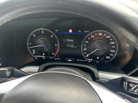 Volkswagen Touareg 3.0 TDI V6 R-Line Tech Tiptronic 4Motion Euro 6 (s/s) 5dr 9