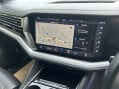 Volkswagen Touareg 3.0 TDI V6 R-Line Tech Tiptronic 4Motion Euro 6 (s/s) 5dr 19