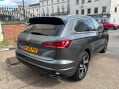 Volkswagen Touareg 3.0 TDI V6 R-Line Tech Tiptronic 4Motion Euro 6 (s/s) 5dr 63
