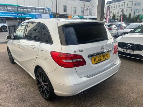 Mercedes-Benz B Class 1.8 B180 CDI BlueEfficiency Sport 7G-DCT Euro 5 (s/s) 5dr 29