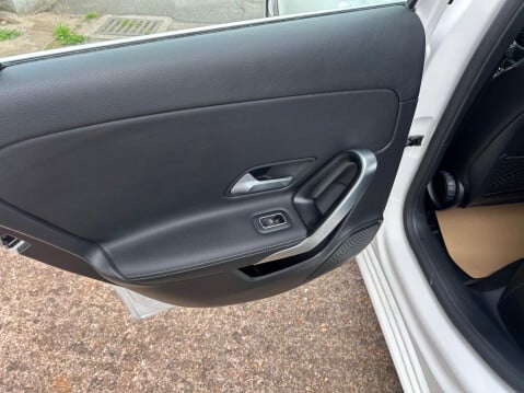 Mercedes-Benz A Class 1.5 A180d Sport 7G-DCT Euro 6 (s/s) 5dr 23